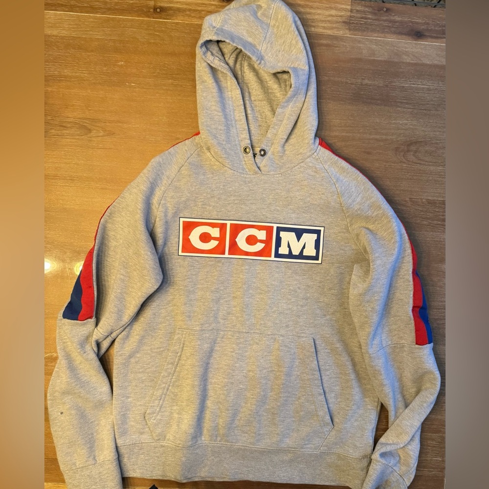 CCM Hockey Vintage Pullover Hoodie Iconic Retro  hoodie USA Hockey size med